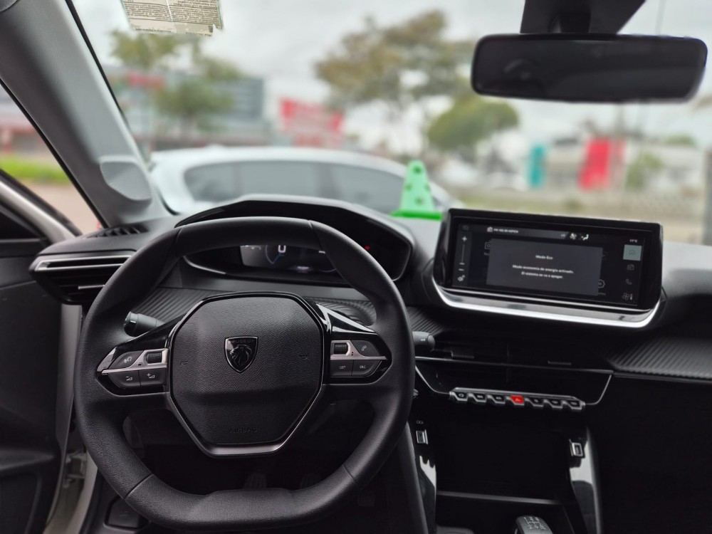 Peugeot 208 Allure 1.6 — foto 5